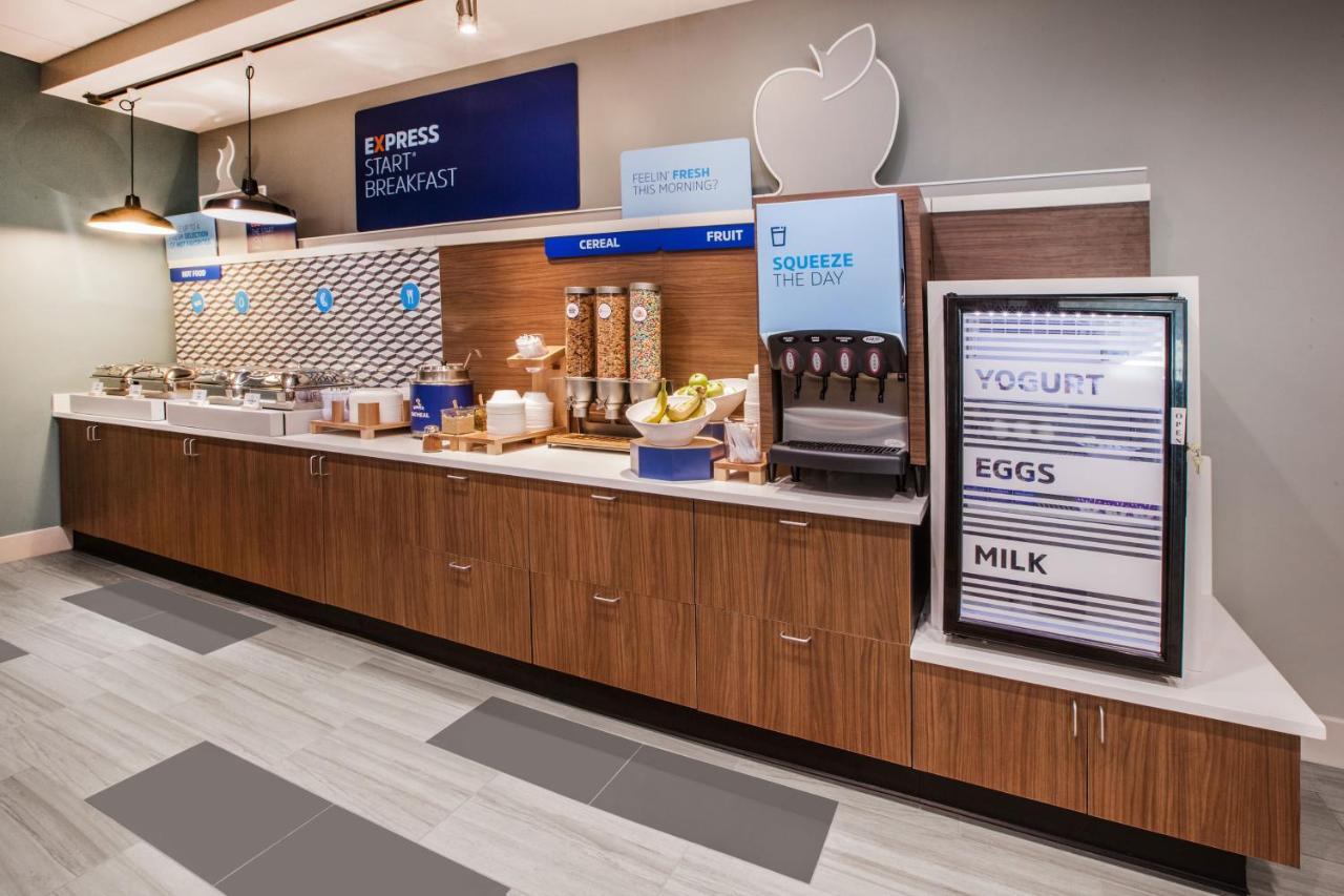 Holiday Inn Express Hotel & Suites Blythewood By Ihg Eksteriør billede